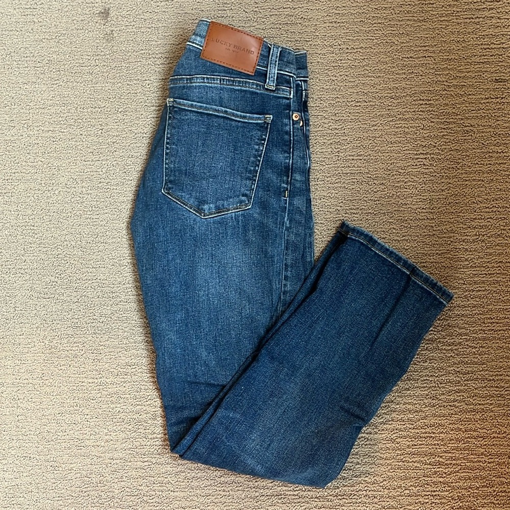 Zoe High Rise Straight Lucky Brand Jeans